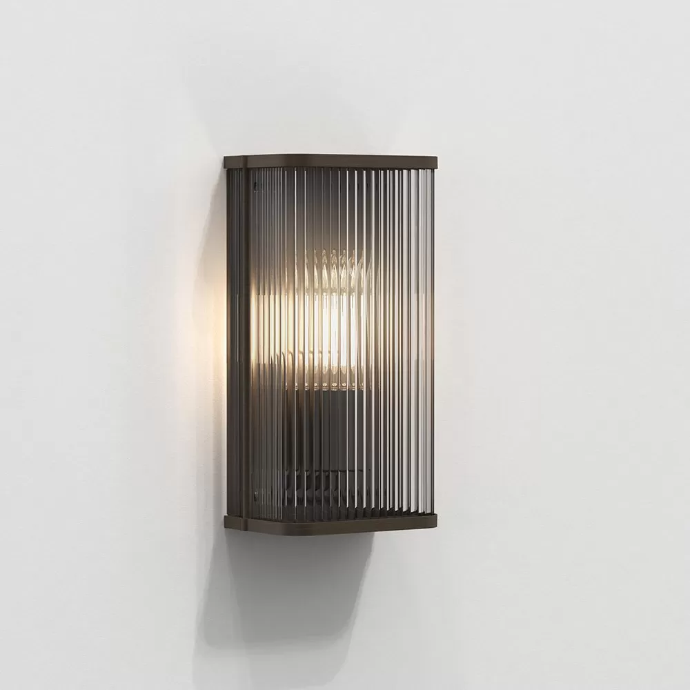 Avignon Square 300 Wall 11 Avignon Square 300 Wall - Image 9