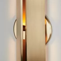 Delta Wall -Lighting Store roll and hill delta wall image7