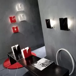 Crack Wall -Lighting Store zavaluce crack wall image4